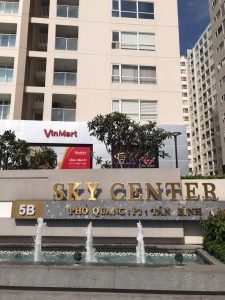 Cư dân chung cư Sky Center đường Phổ Quang Tân Bình đăng ký lắp mạng FPT trang bị modem Wi-Fi 6 tốc độ cao.